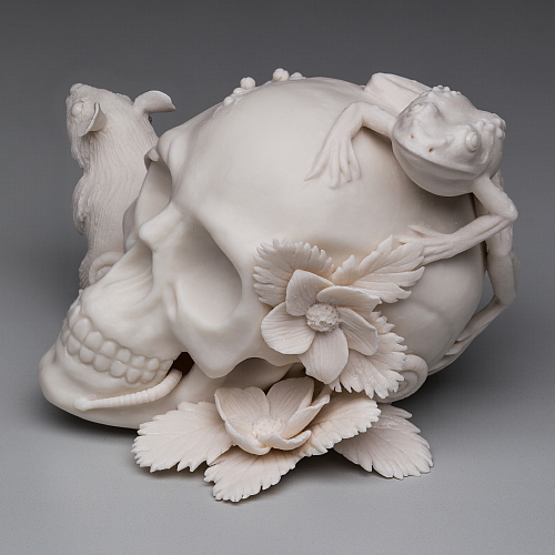 "memento mori 3" side view