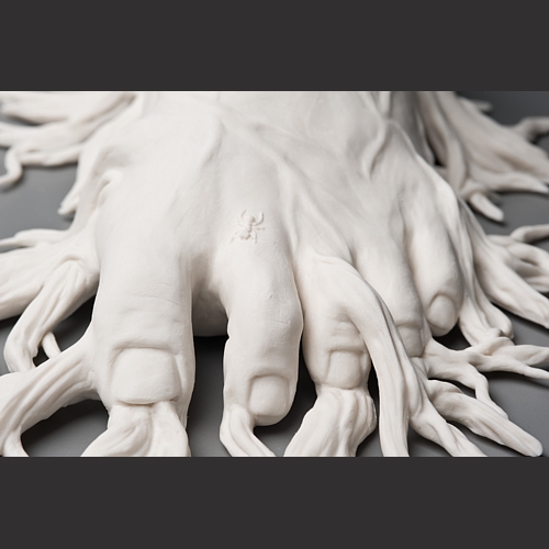 "migrant" detail